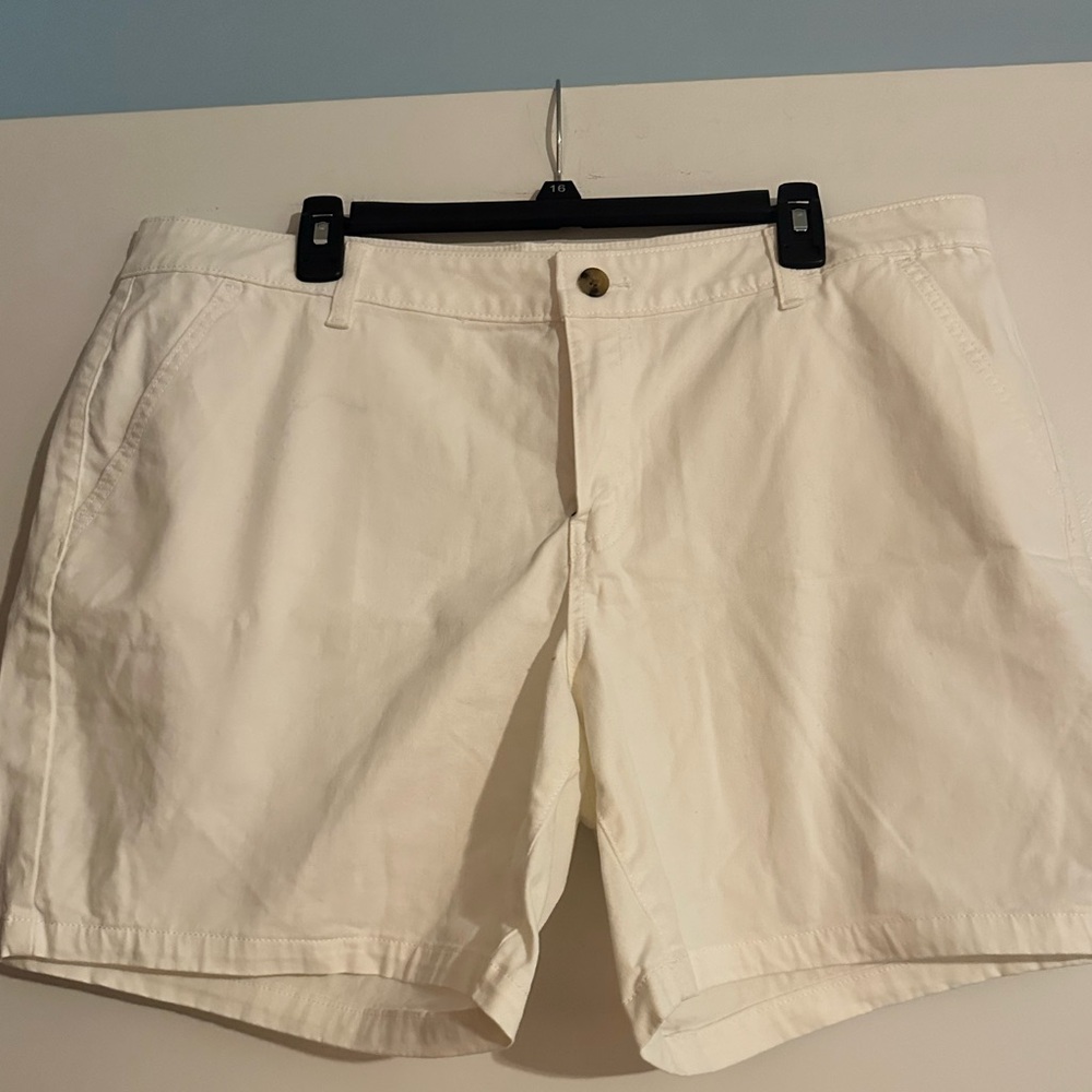 ANA Twill Shorts